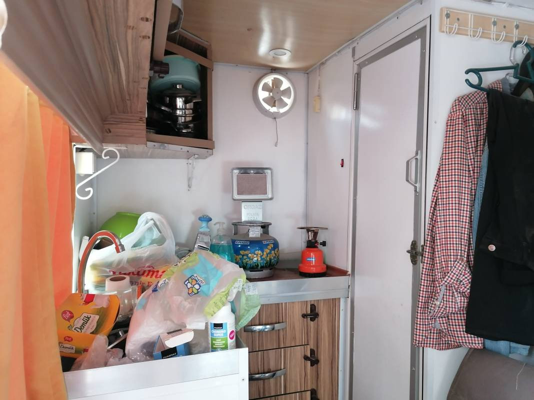 Aç bırakıldığı söylenen köpeğin sahibi konuştu 'İnsanlar hayal ediyor köpeğim yaşıyor' - Resim: 7